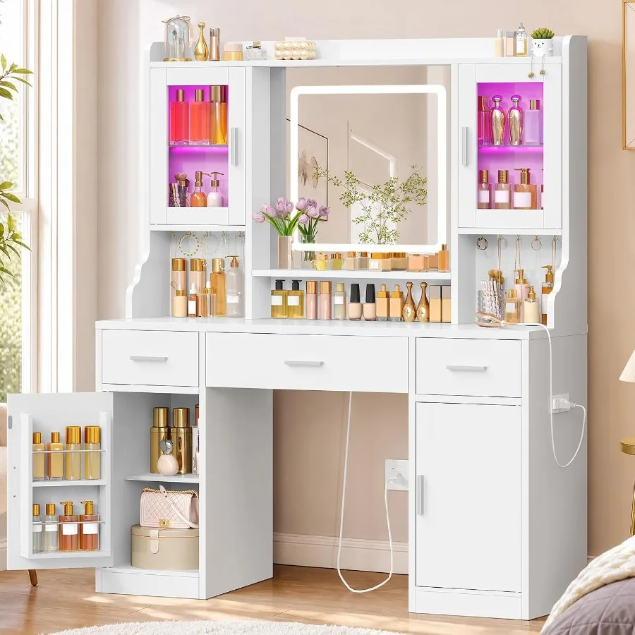 Makeup - Makeup vanity desk with mirror and